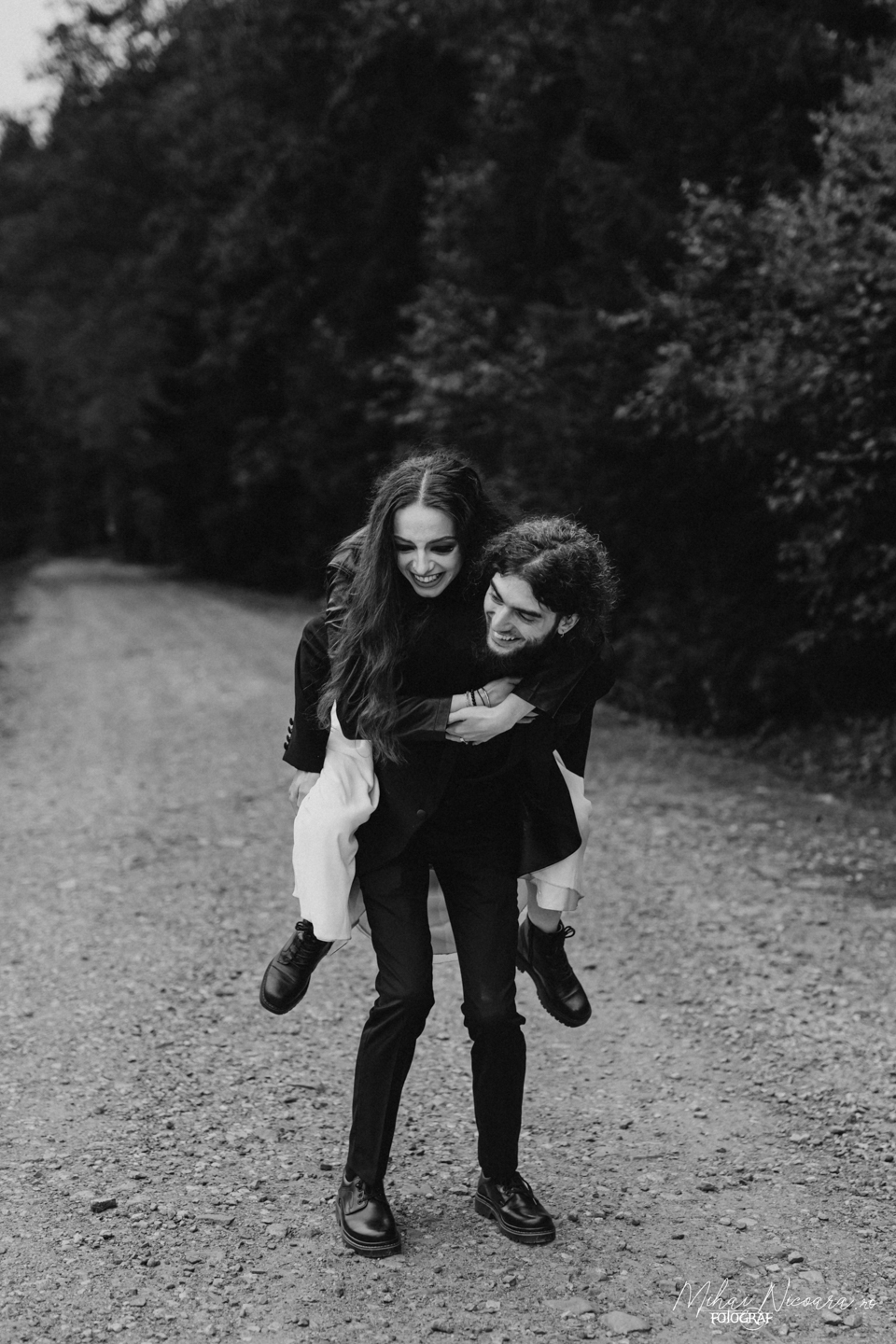 Fotografie album "Ionela & Adrian"